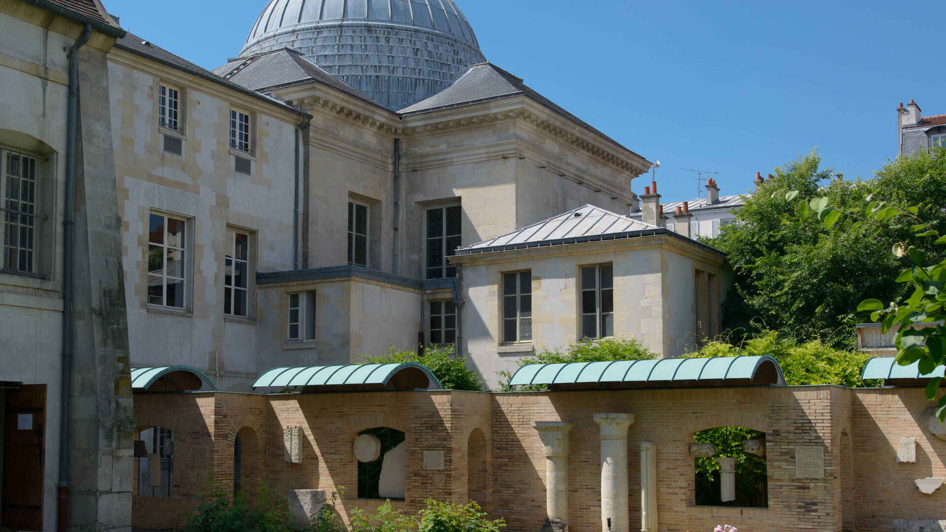 Musée d'art et d'histoire Paul Eluard 